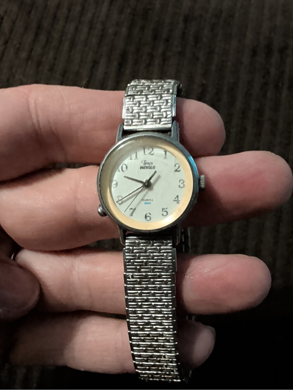 Timex Indiglo Watch Water Resistant Back not working not tested